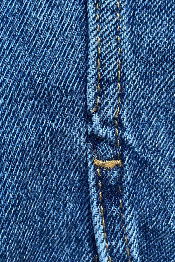 Сорочка вкорочена джинсова синя з кишенями 1