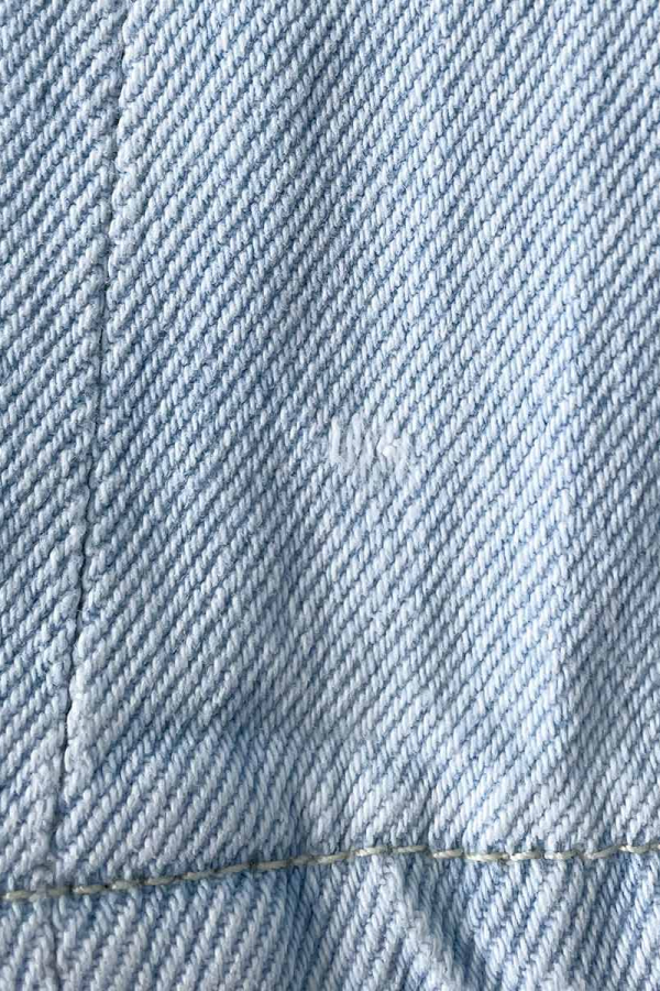 Шорти джинсові блакитного кольору з двома кишенями 1