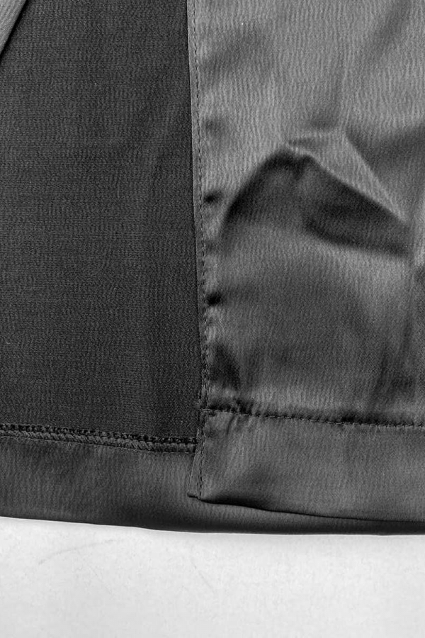 Сукня довжини міді шовкова чорна зі шлейфом 1