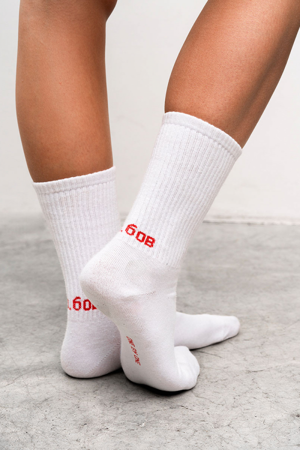 Шкарпетки білого кольору з принтом лю.бов 1
