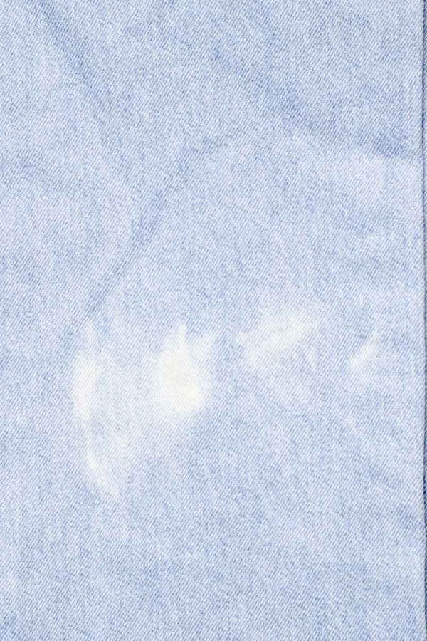 Джинси світло-блакитного кольору з відстрочками 1