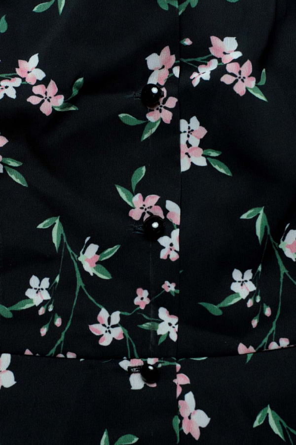 Сукня міні чорна в рожеву квітку з комірцем 1