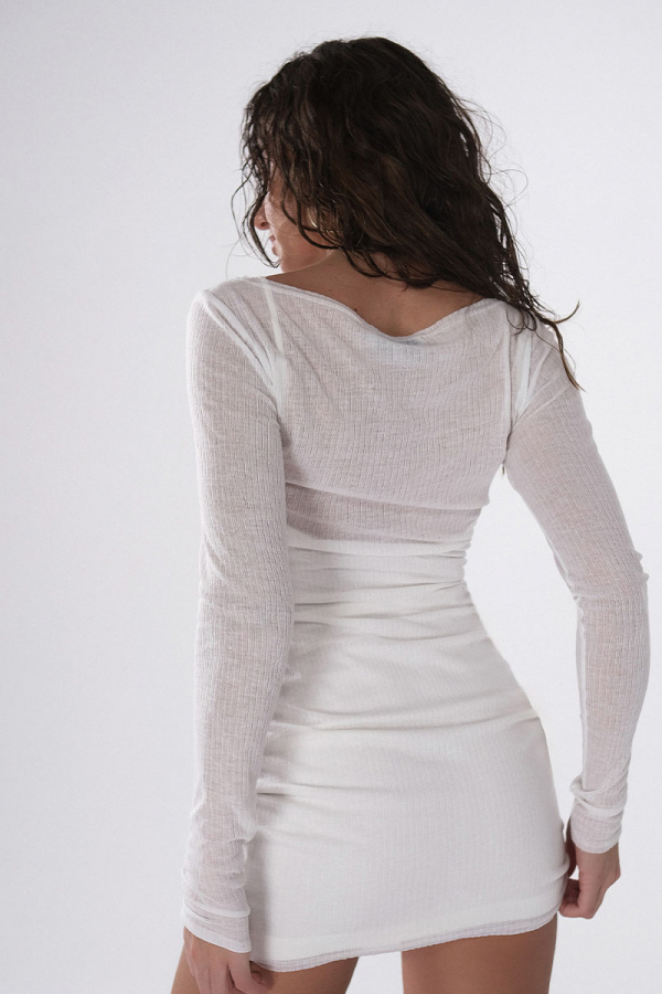 Сукня міні двошарова біла з довгим рукавом 1