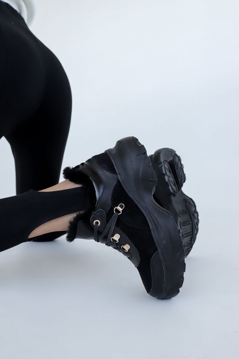 Кросівки жіночі чорного кольору на хутрі 2