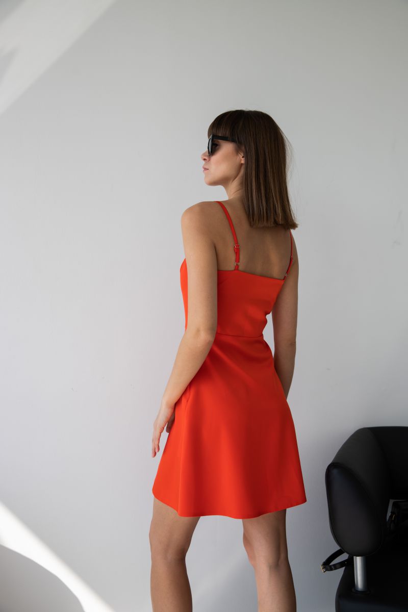 Сукня міні червона з відрізною талією 4
