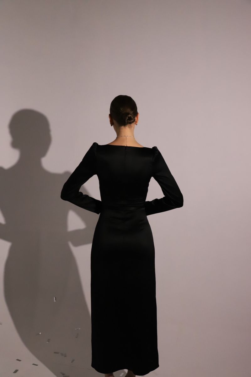 Сукня міді чорна з довгим рукавом Special Collection 4