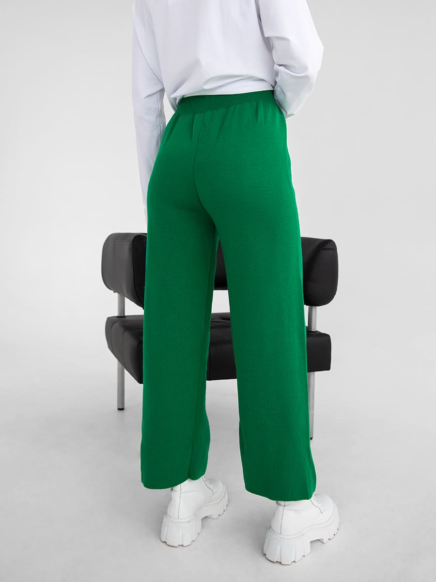 Штани вільного крою зеленого кольору 1