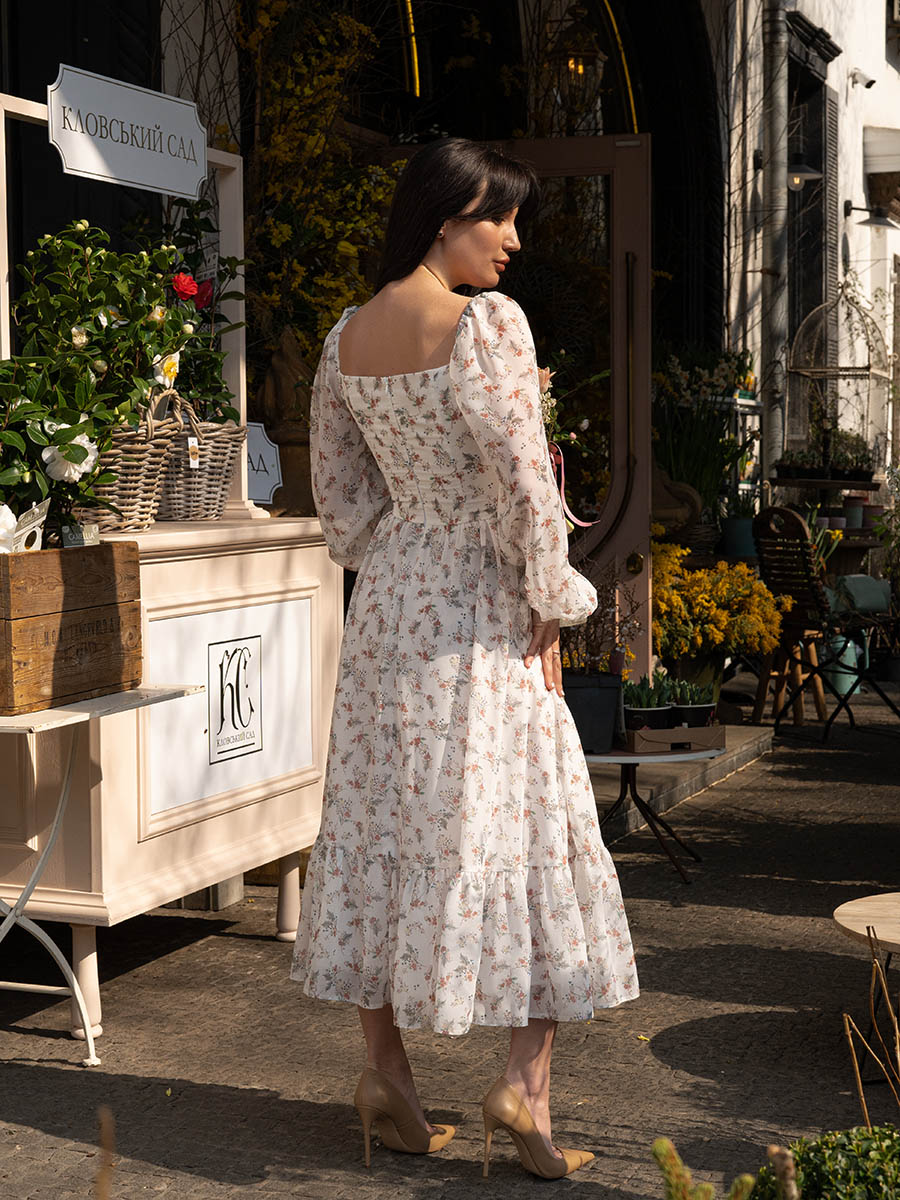 Сукня міді білого кольору в квітковий принт з драпуванням 4