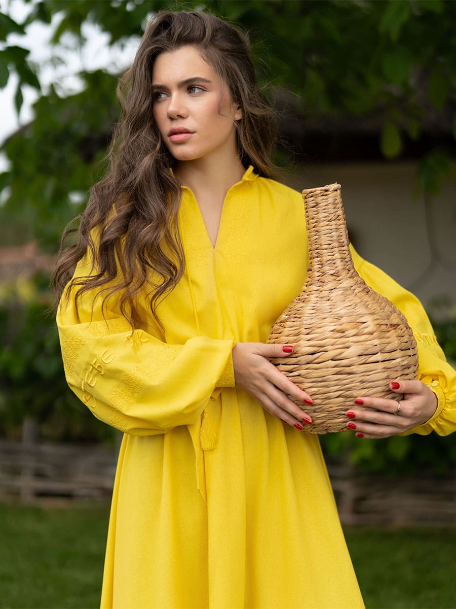 Сукня-вишиванка міді лляна жовтого кольору 7