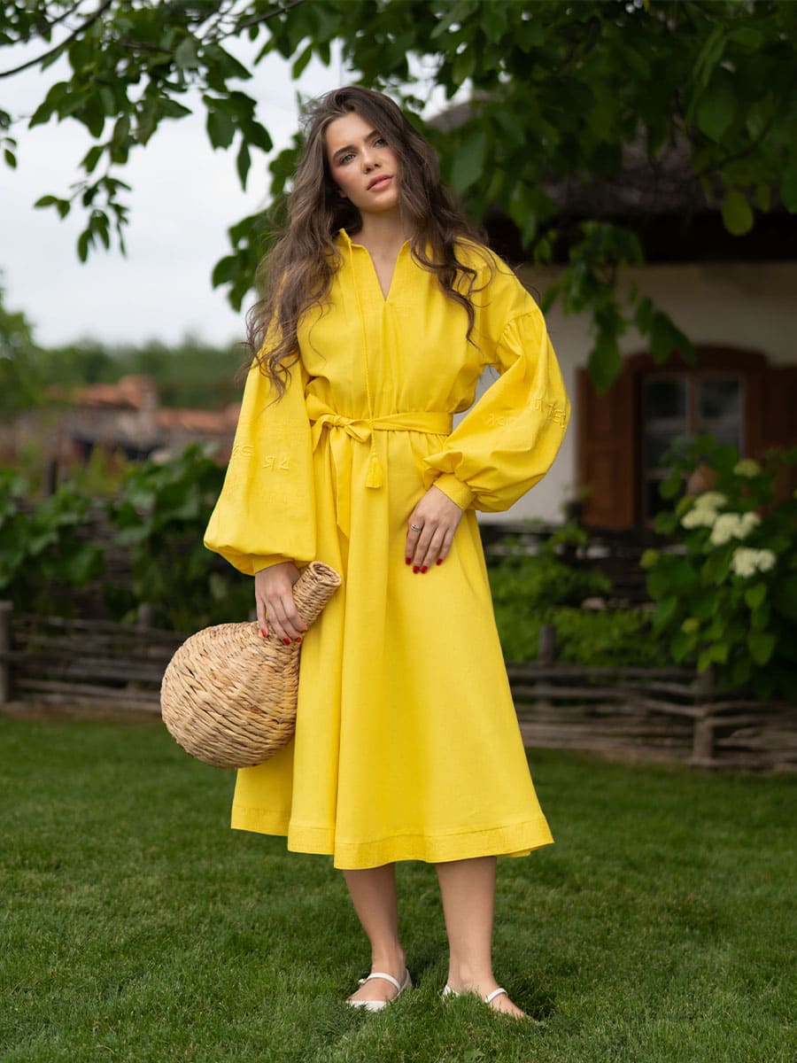 Сукня-вишиванка міді лляна жовтого кольору 1