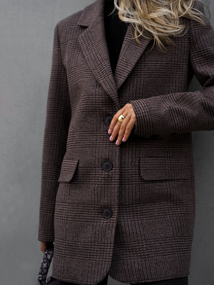 Пальто вкорочене коричневого кольору 9