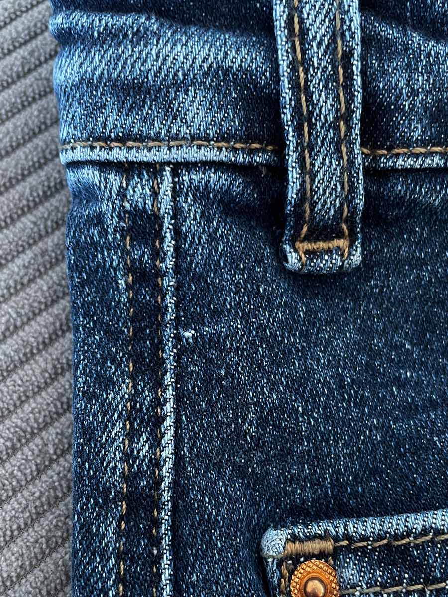 Джинси прямі синього кольору з накладними кишенями 4