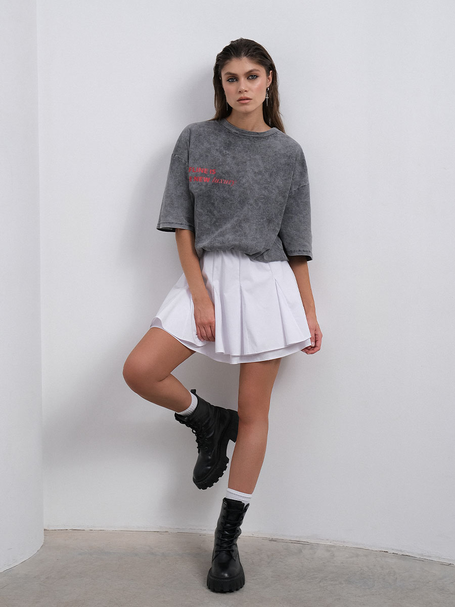 Футболка oversize сірого кольору з принтом Offline is the new luxury 1 Футболка oversize сірого кольору з принтом Offline is the new luxury 1