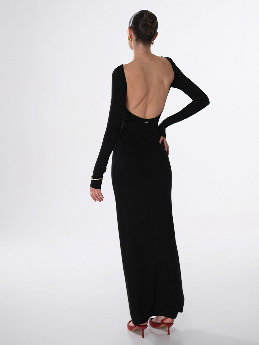 Сукня максі чорного кольору з вирізом на спинці 6