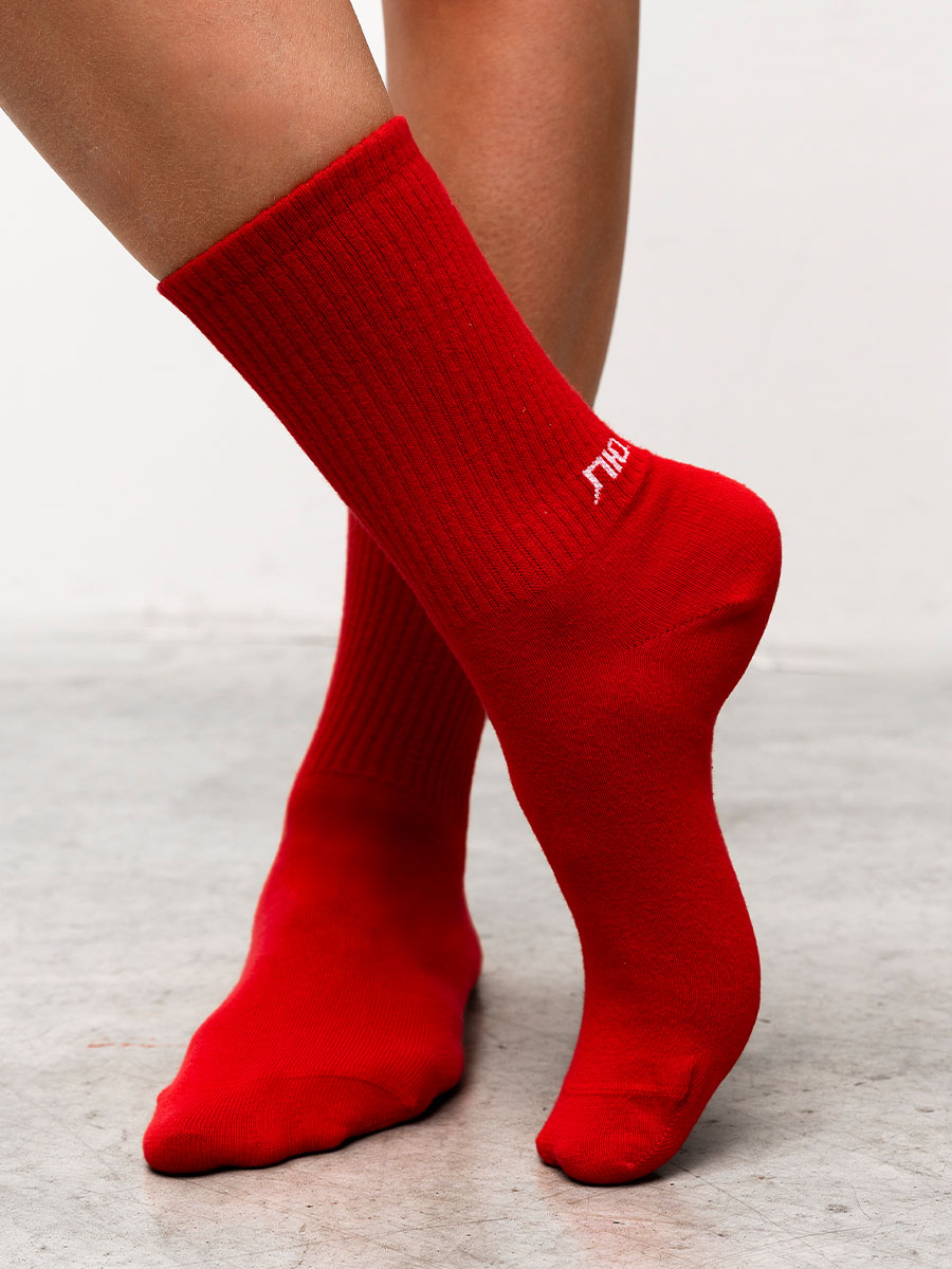 Шкарпетки червоного кольору з принтом лю.бов 4