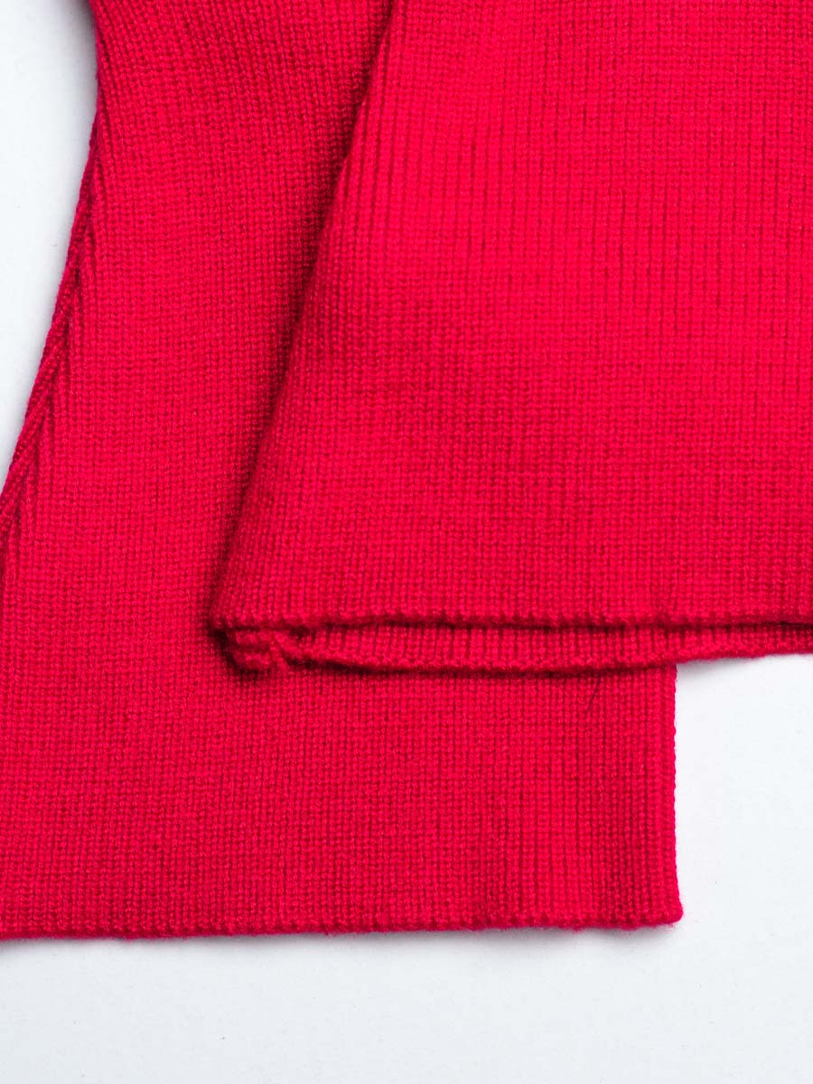 Сукня міді трикотажна червоного кольору з відкритими плечима 3