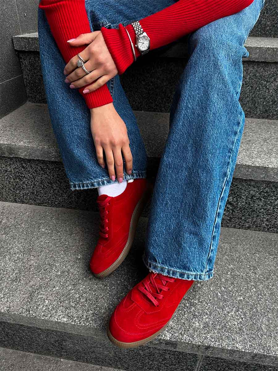 Кеди замшеві червоного кольору на шнурівці 2
