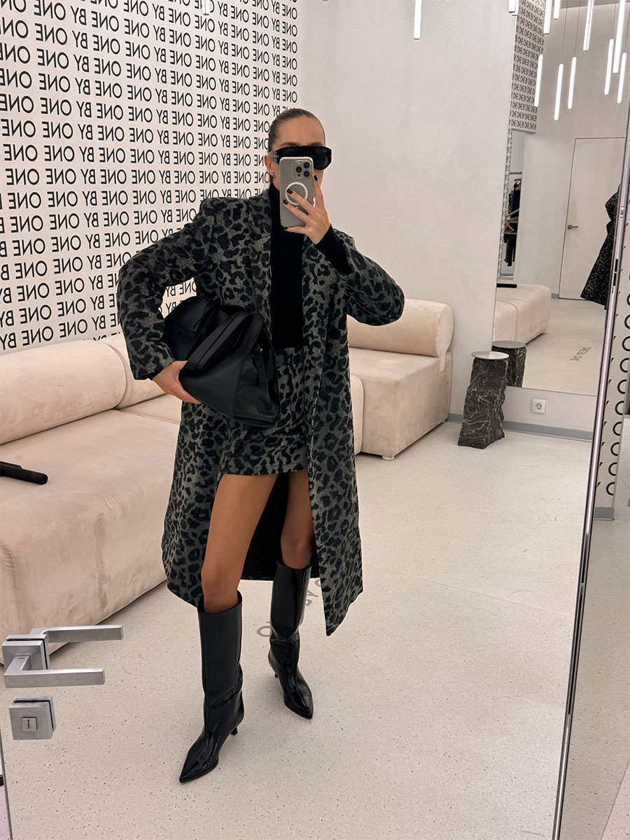 Пальто міді прямого крою сірий леопард 1