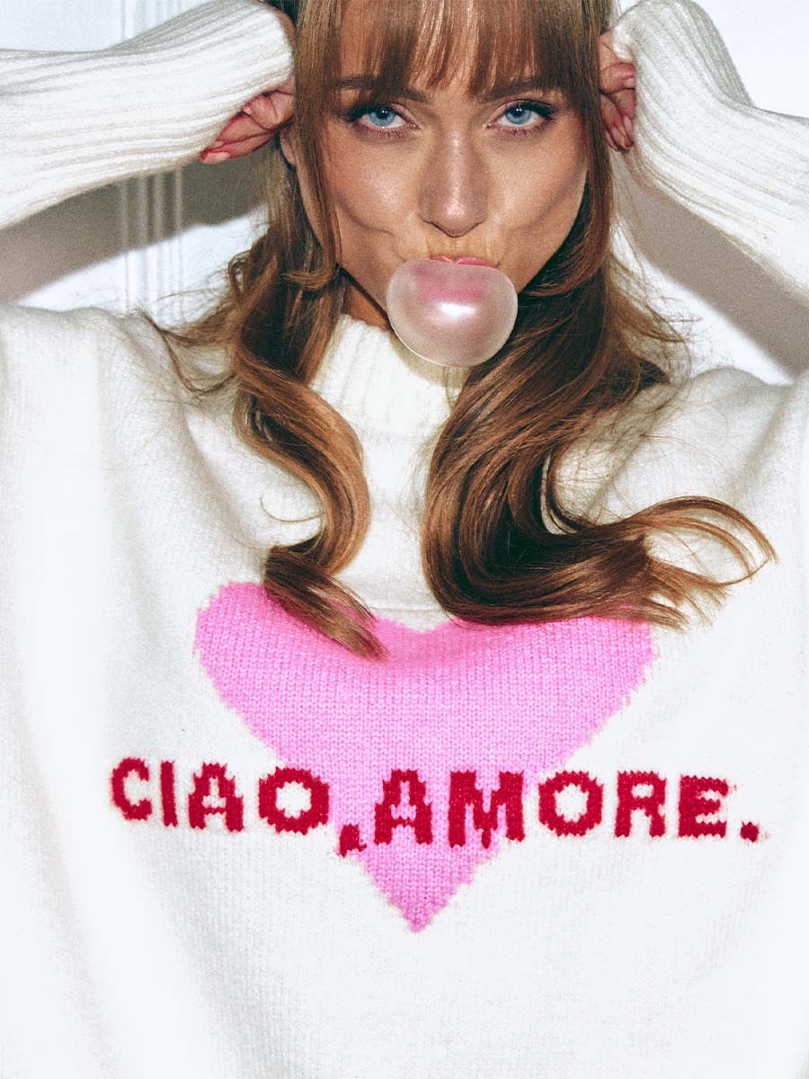 Свитер оверсайз молочного цвета с надписью CIAO, AMORE 1