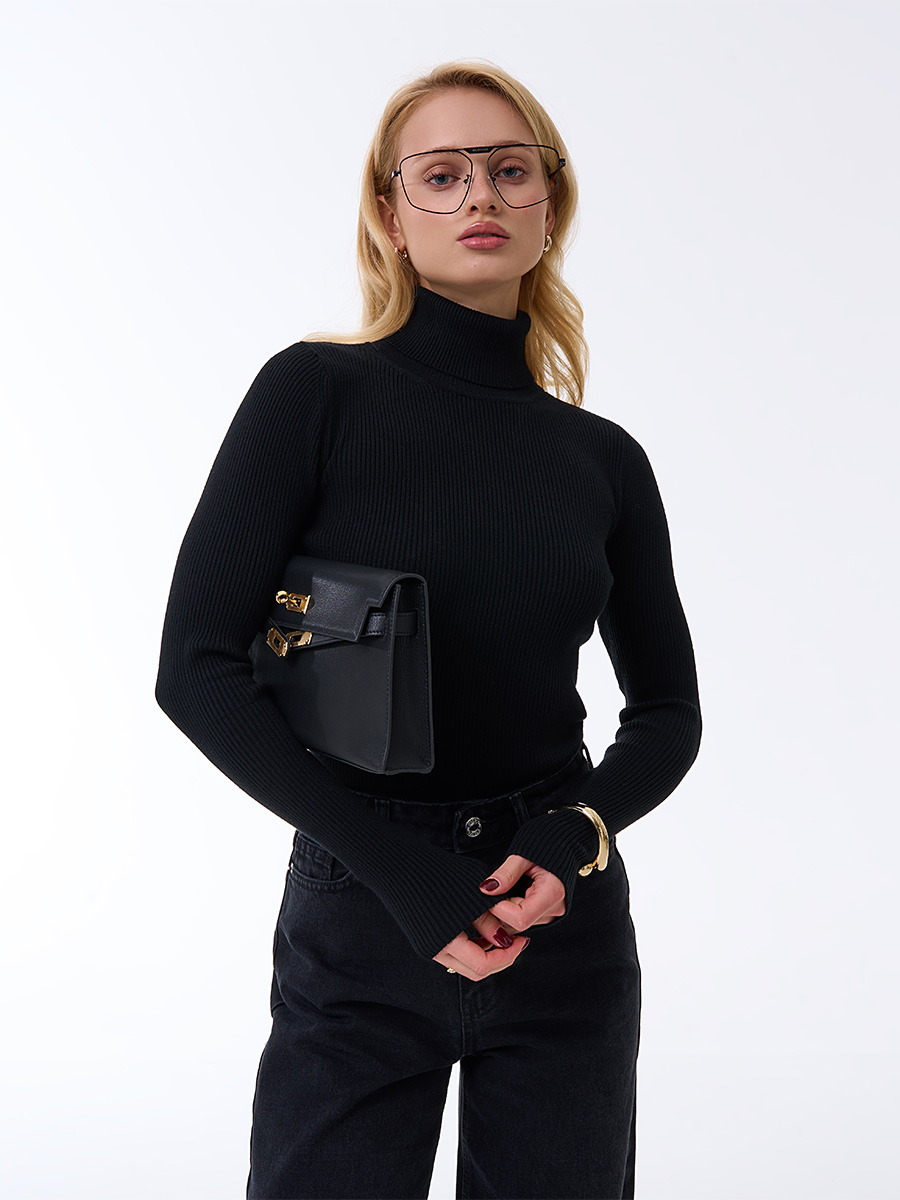 Гольф з високим коміром чорного кольору у дрібний рубчик 1