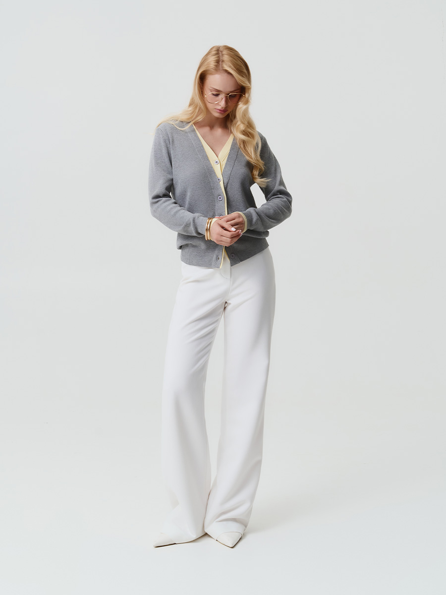 Кардиган сірого кольору з жовтим з подвійним коміром 1