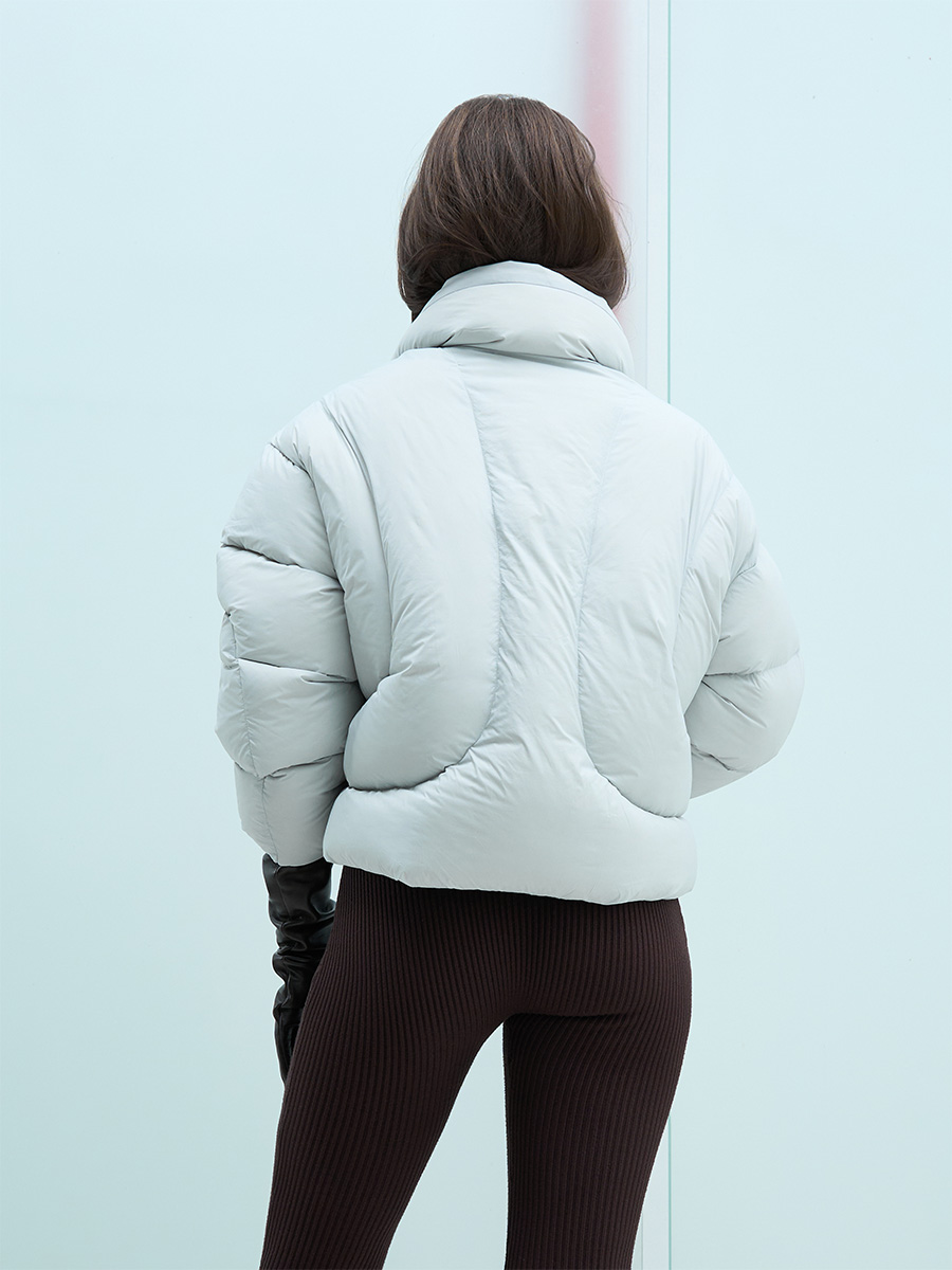 Пуховик оверсайз сіро-блакитного кольору вкорочений з коміром стійка 1