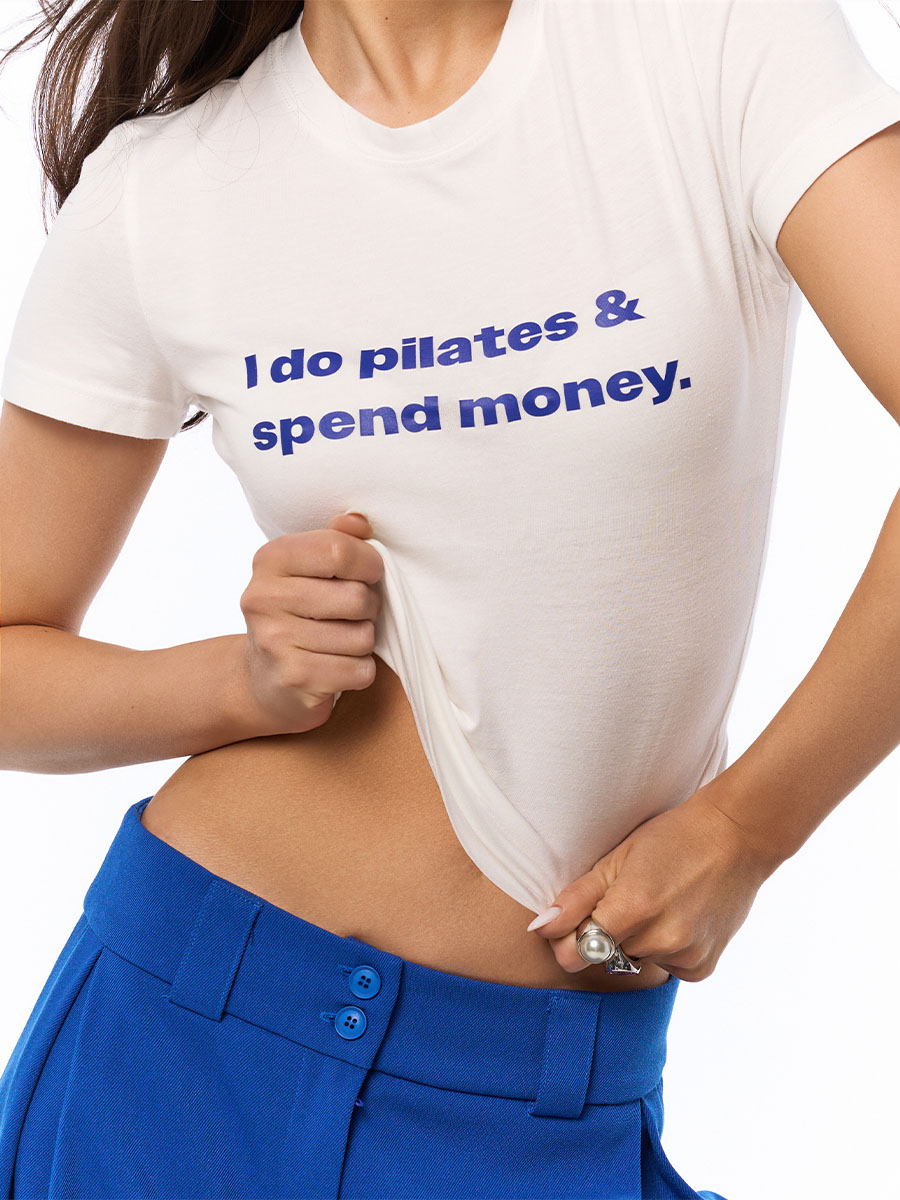 Футболка приталена білого кольору з синім принтом I do pilates 1