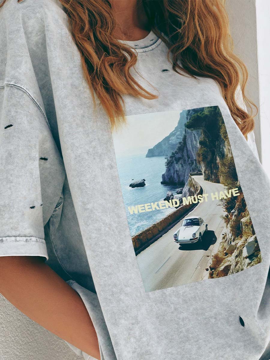 Фубтолка оверсайз сірого кольору з порізами та принтом WEEKEND MUST HAVE 1