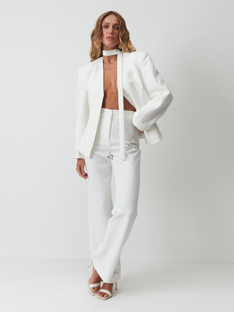 Штани білого кольору клешені від костюма з жакетом 1