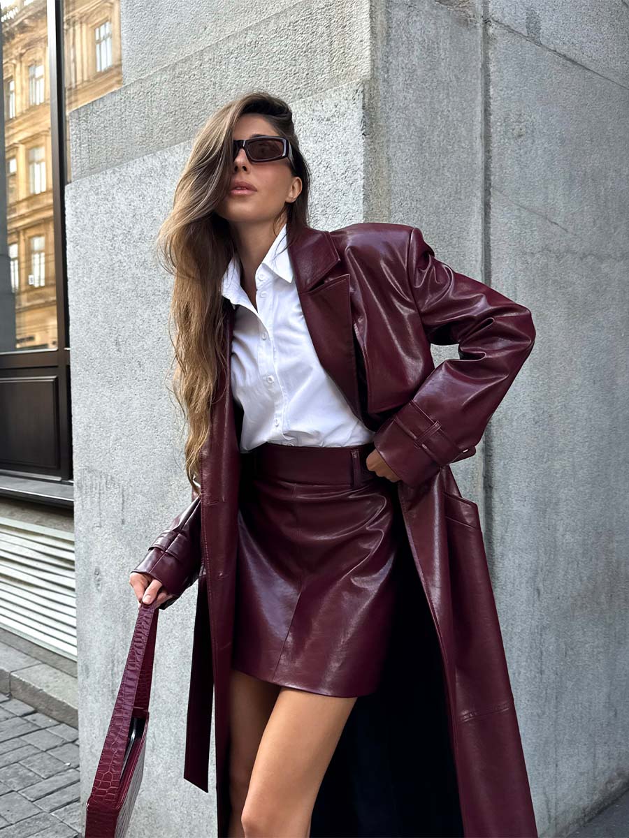 Спідниця бордового кольору від комплекта з тренчем 1