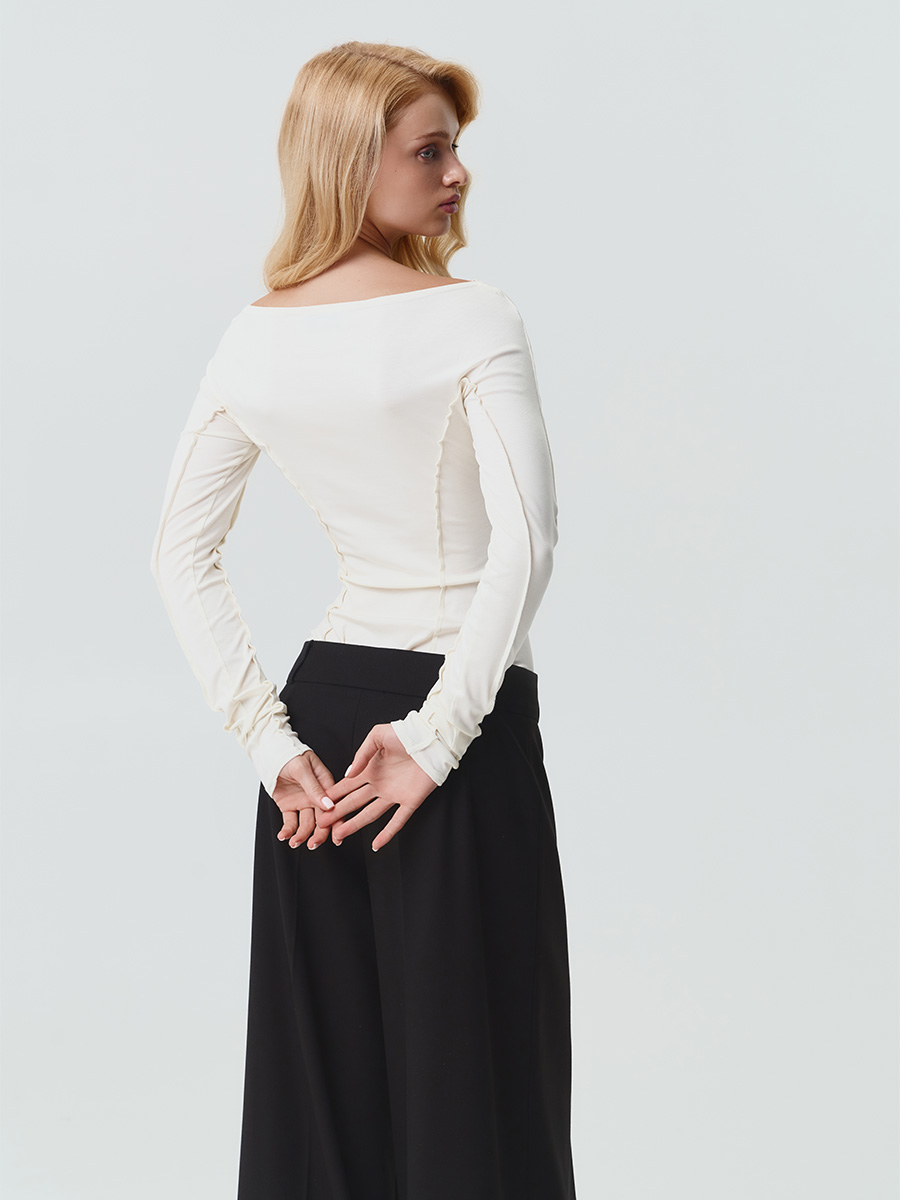 Лонгслів молочного кольору з віскози принт BE.ONE BY ONE 1