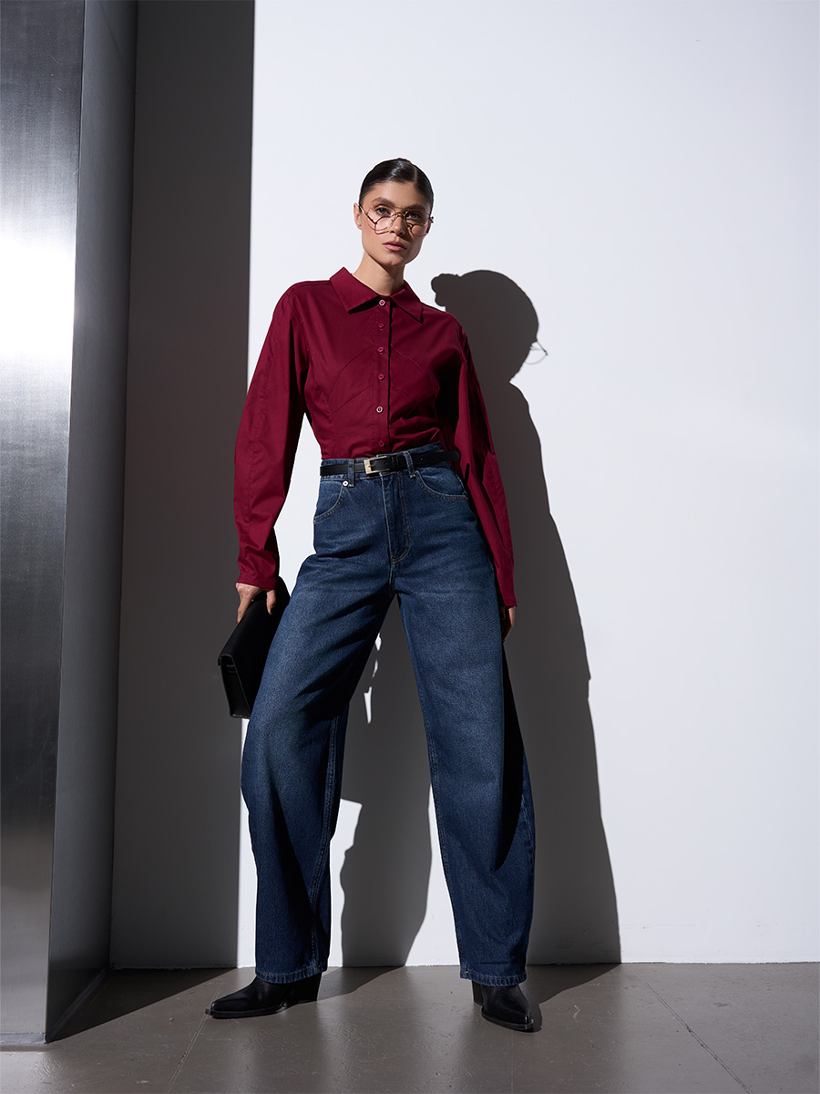 Джинси-банани темно-синього кольору з кокеткою ззаду 1