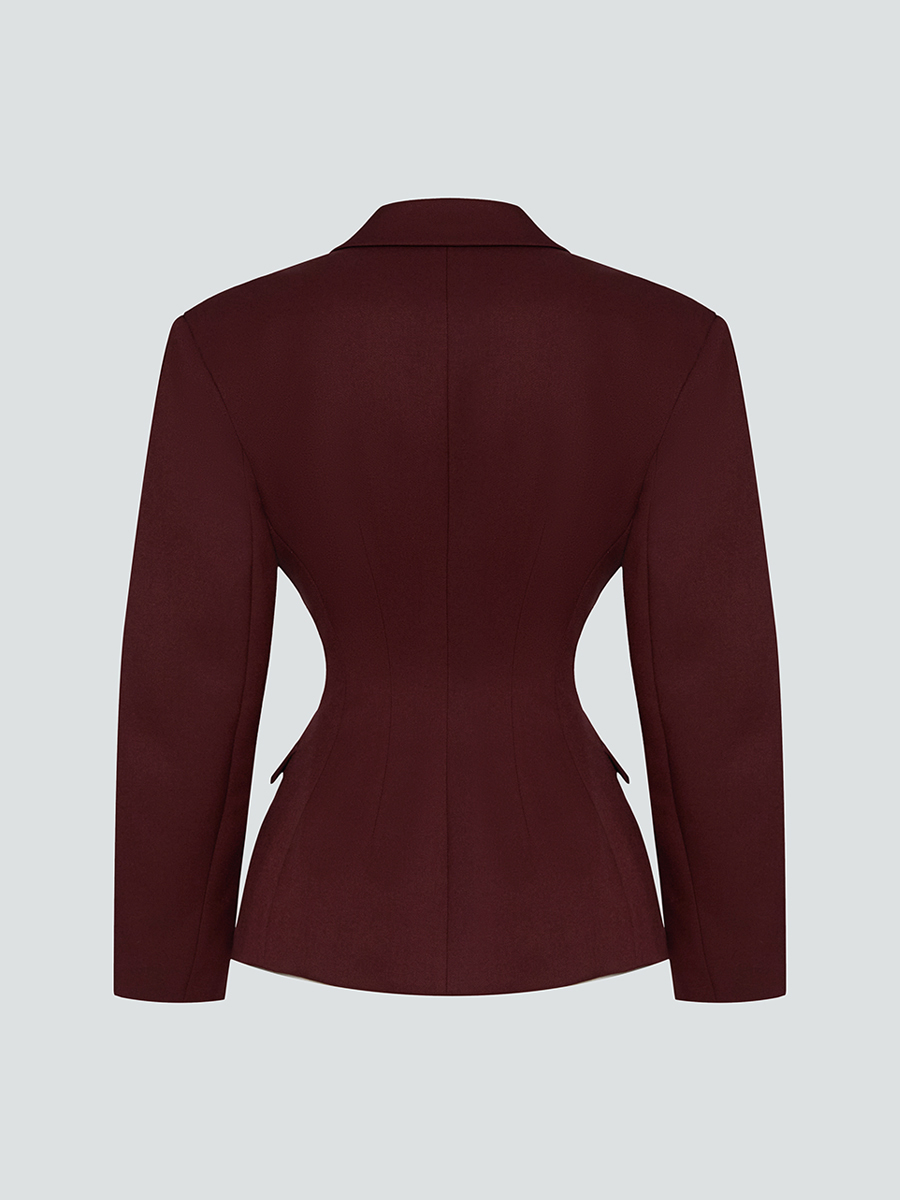 Жакет приталений бордового кольору з виразним коміром 10