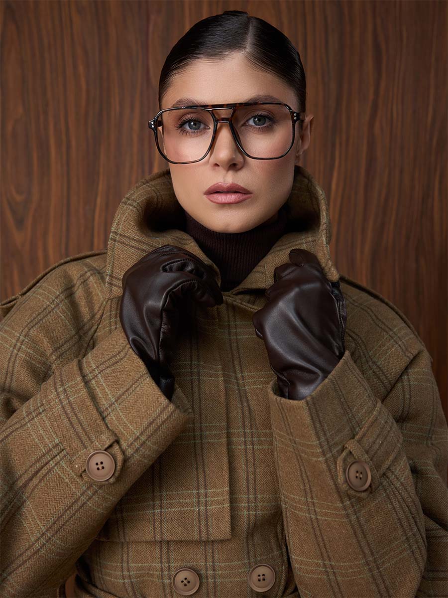 Пальто міні утеплене коричневого кольору картате з паском 7