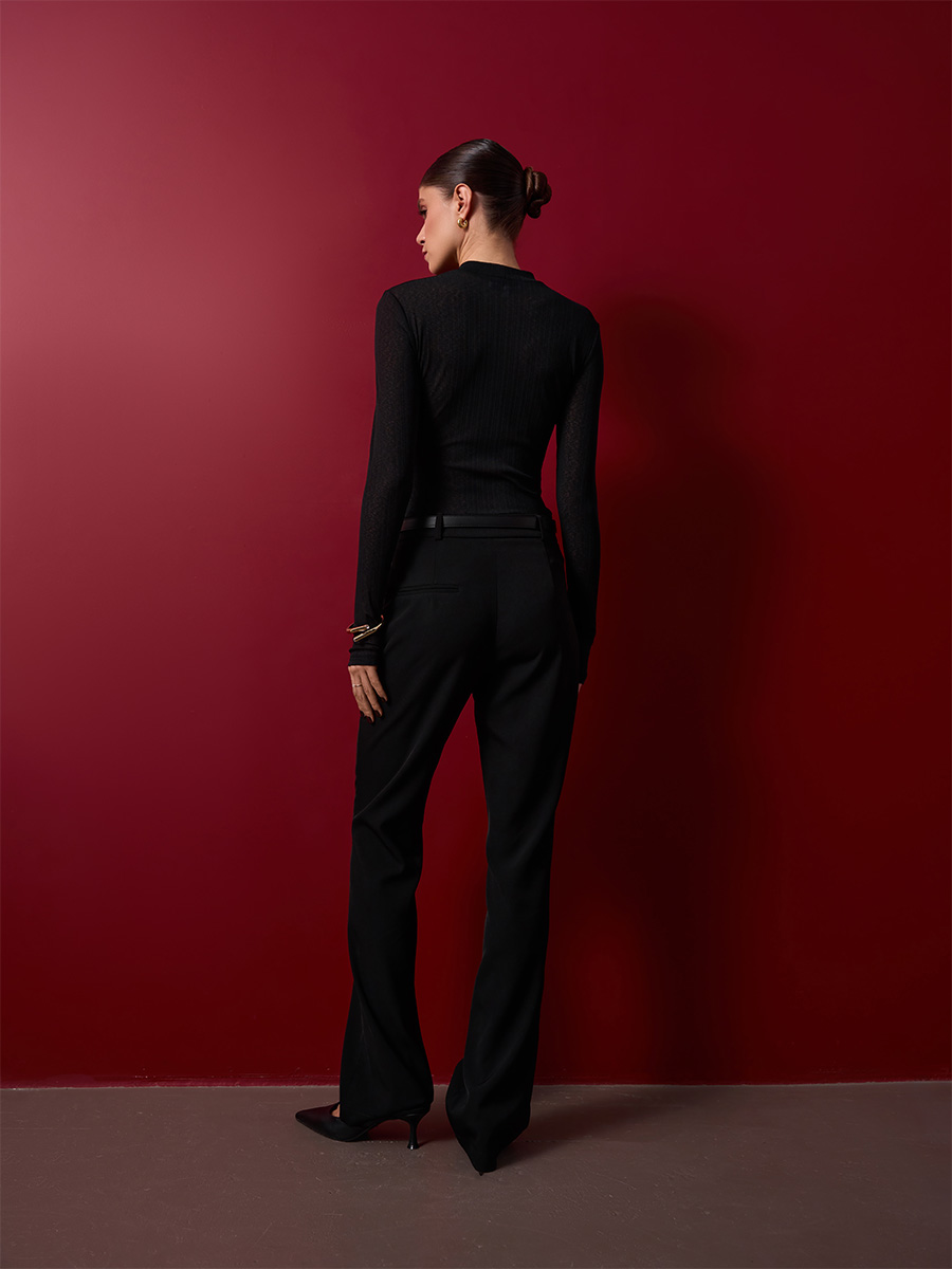 Штани клешені чорного кольору від костюма з жакетом 1