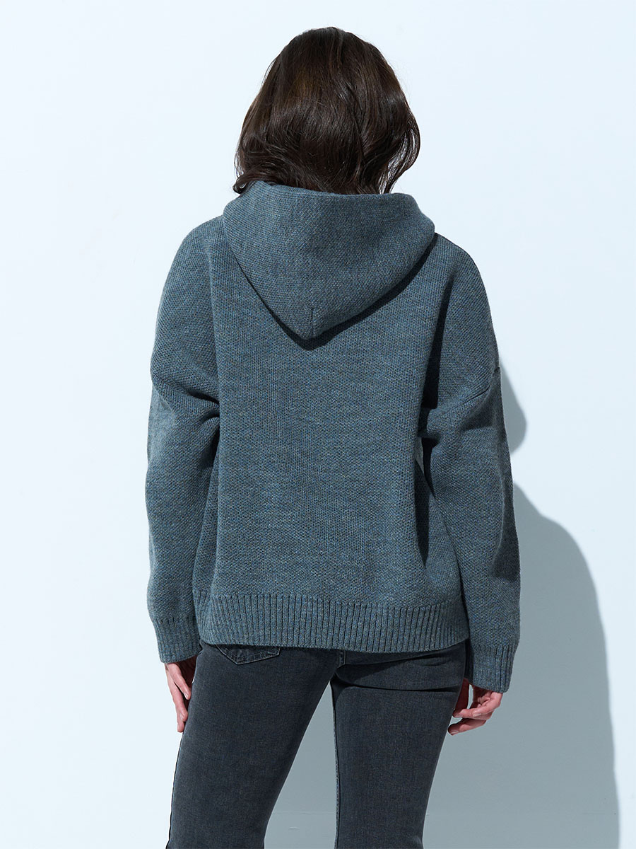 Светр сірого кольору з каптуром напис BE THE ONE 4