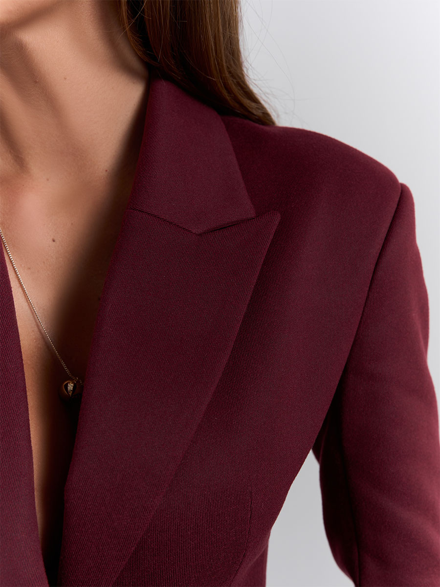 Жакет приталений бордового кольору з декоративними ґудзиками 1