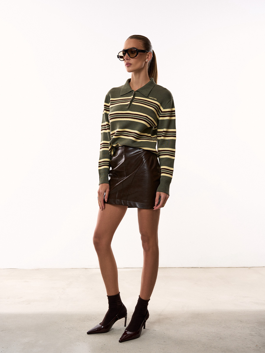 Поло оверсайз зеленого кольору у коричневі та жовті смужки 1