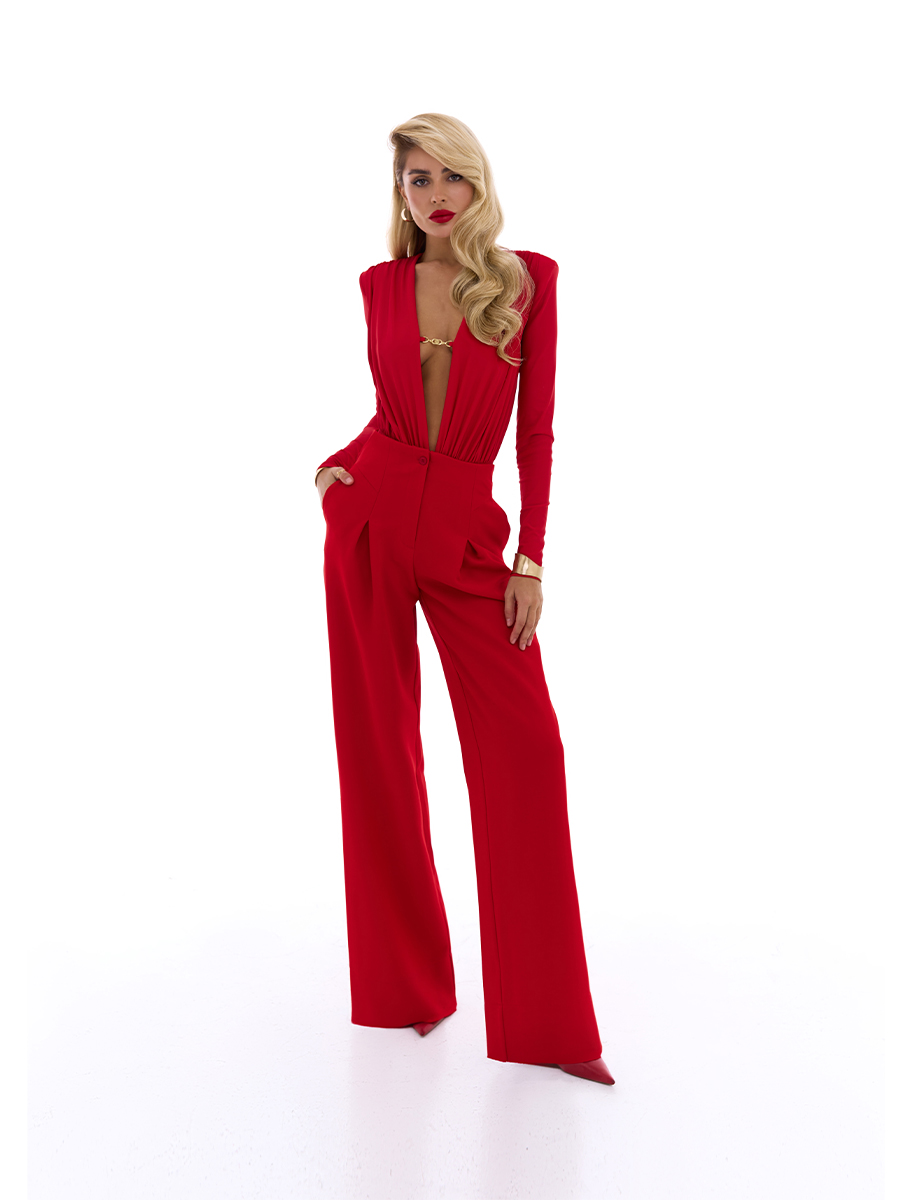 Штани червоного кольору з клапанами ззаду 1