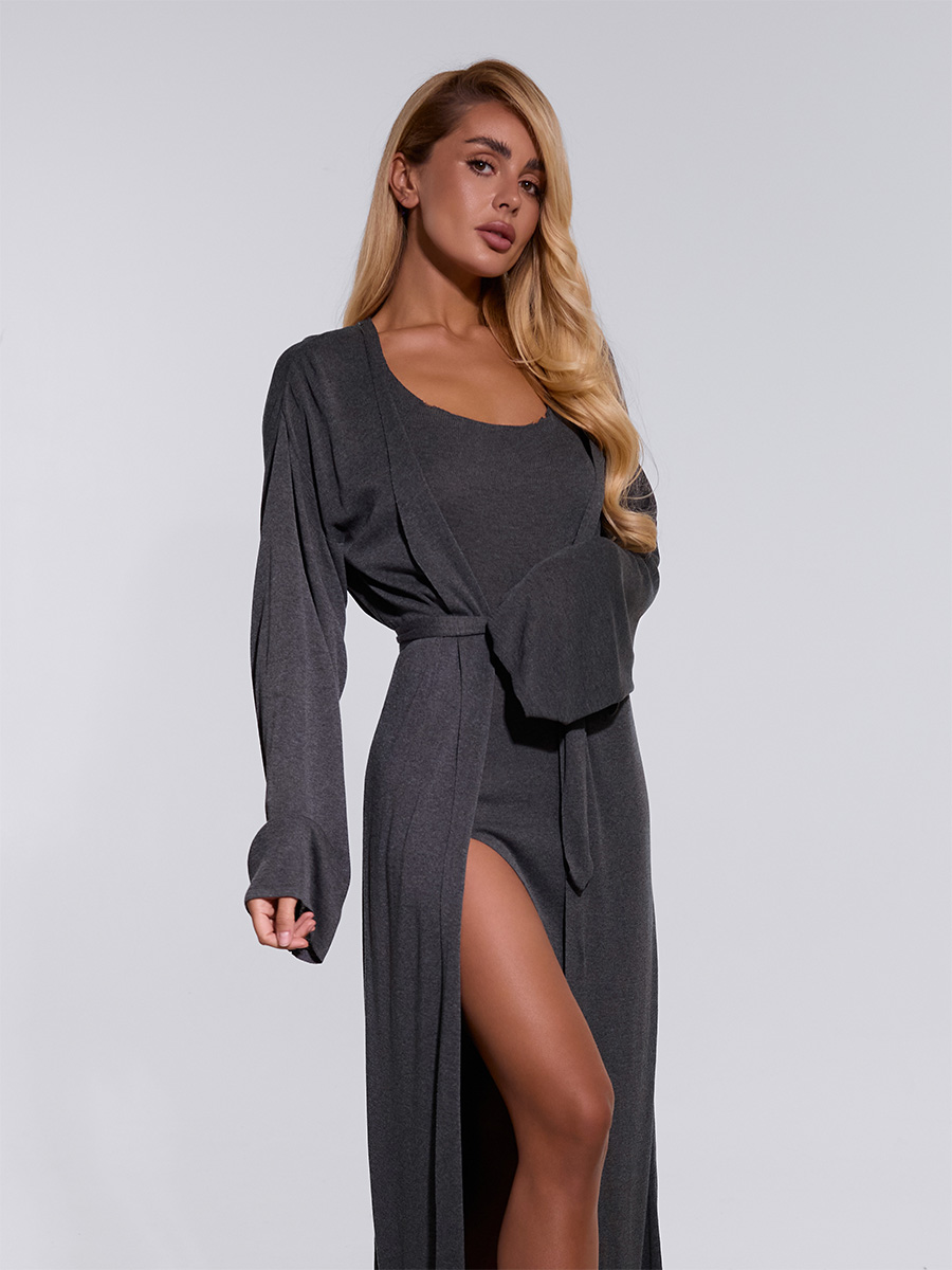 Сукня максі приталена темно-сірого кольору без рукавів з високим розрізом 1