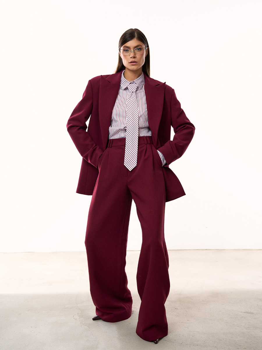 Штани широкого крою бордового кольору 1