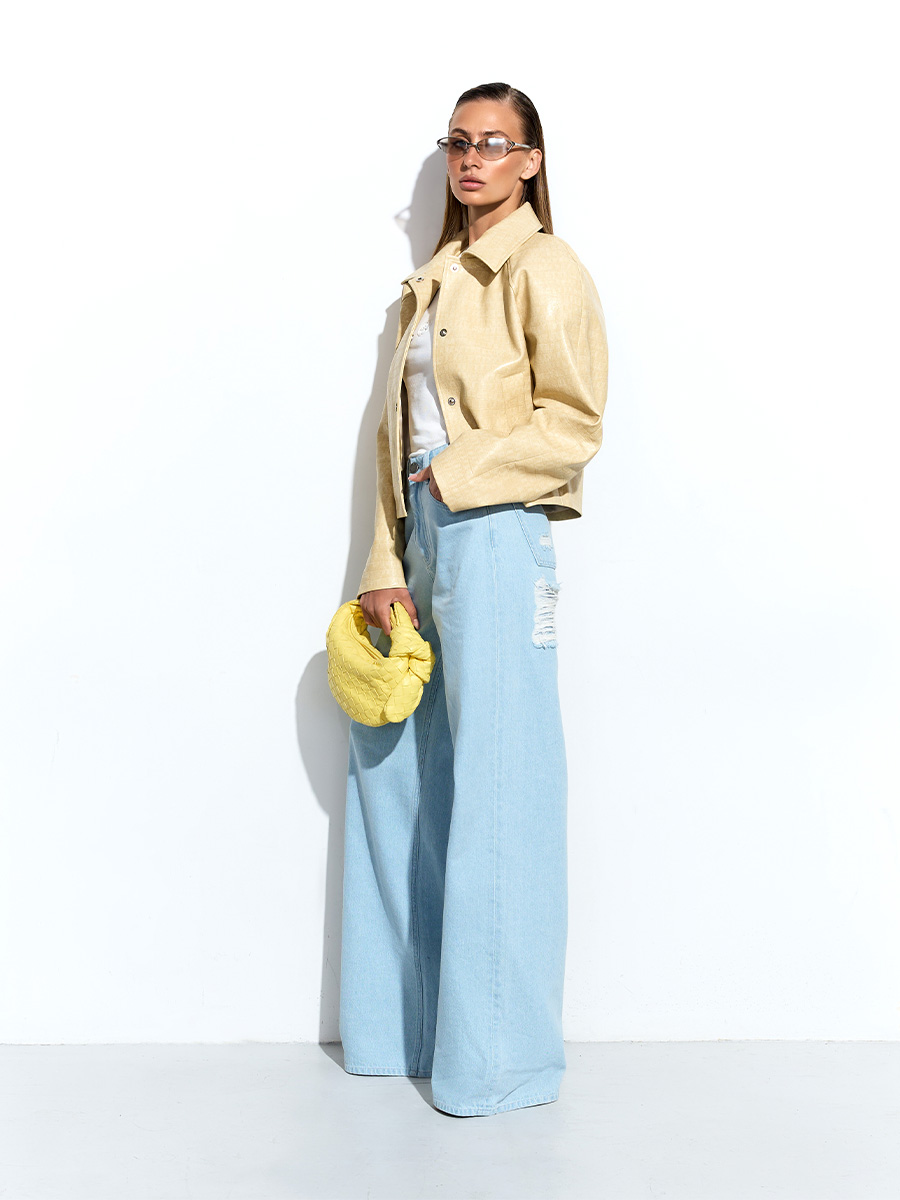 Джинси прямого крою блакитного кольору з потертостями сзаду 1