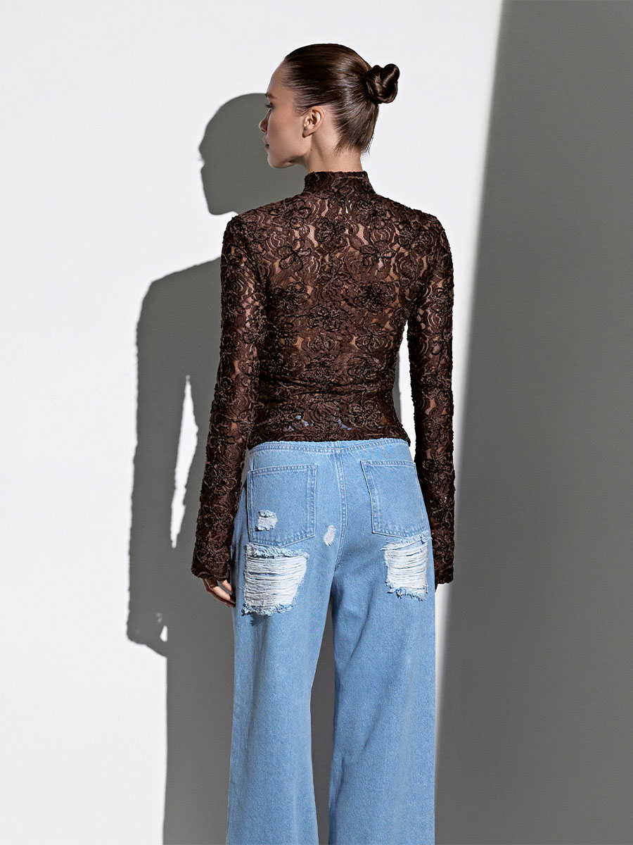 Лонгслів коричневого кольору із застібками гачки 1