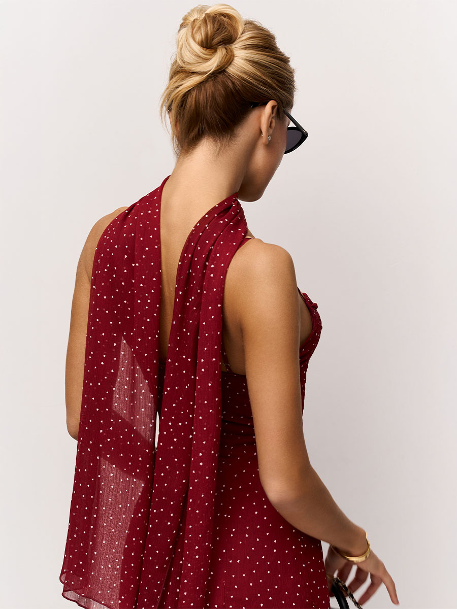 Сукня максі бордового кольору на бретелях у комплекті з палантином 1