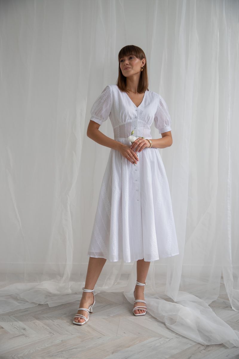 Корсетна сукня міді біла з бавовни 1